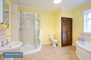 En-Suite Bathroom- click for photo gallery